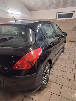 Peugeot 308 1.4 i - 6