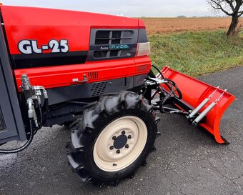 Japonský traktor KUBOTA GL 25 + příslušenství - 6