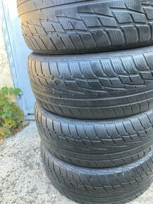 Zimné pneu 255/55R18 viem aj prezuť - 6