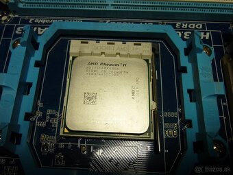 Základná doska GIGABYTE GA-890FXA-UD7 + Phenom II X6 1075T - 6