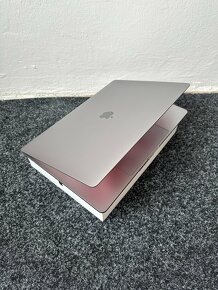 Apple MacBook Pro 15" CTO 2019 Space Gray - 6