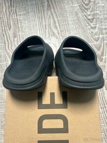 Adidas Yeezy Slides Onyx - 6