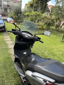 Yamaha Xmax - 6