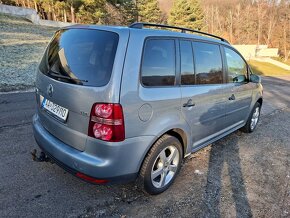 VOLKSWAGEN TOURAN 1,9 TDI - 6