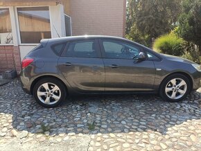 Opel Astra - 6