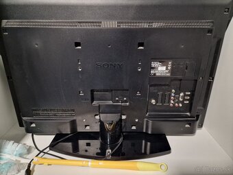 HD LCD TV Sony BRAVIA 82 vm - 6