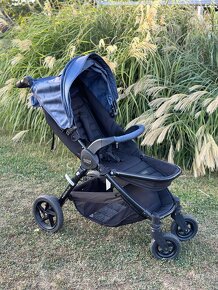 BRITAX B-Motion 4 PLUS + FisherPrice kresielko - 6