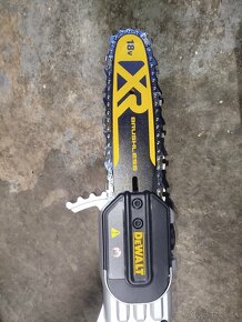 Predám Dewalt dcmps567n aku - 6