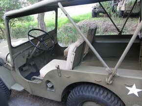 Predám Jeep Willys CJ-AAA po komplet GO - 6