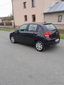 Citroen c3 1.4 benzin 54 kw rok 2010 najaz67000km - 6