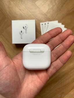 Apple Airpods 4 - 6