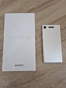 Sony Xperia XZ1 TOP STAV - 6