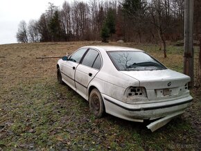 Rozpredám BMW E39 520i 523i 525 tds - 6