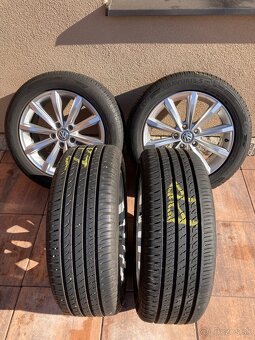 Letná sada VW LONDON + BARUM BRAVURIS R17 5x112 - 6