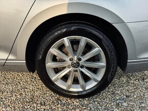 Volkswagen Passat Variant 2.0 TDI EVO Elegance DSG - 6