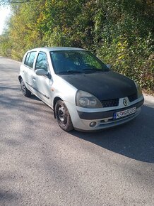 Renault Clio - 6