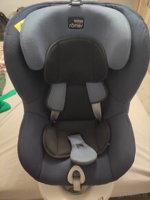 Britax Romer dualfix otočná 360° - 6