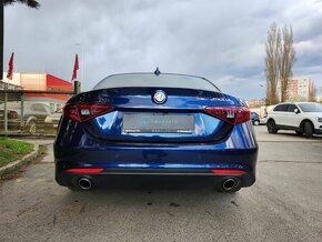 Alfa Romeo Giulia 2.2 Diesel 180 AT Super - 6