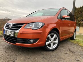 Volkswagen TOURAN 1.6 BENZIN - 6