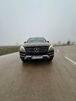 Mercedes-Benz 350D 4 matic - 6