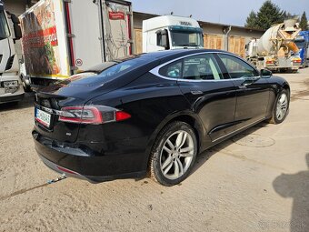 Tesla Model S 85 - 6