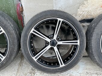 BMW 5x120 R18 235/45 - 6