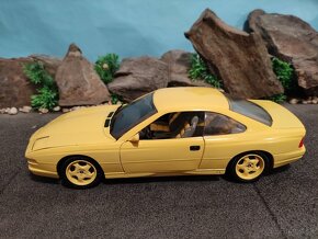 Prodám model 1:18 BMW 850csi - 6