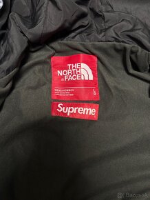 Supreme x THE North Face bunda - 6