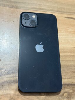 Predám Apple iPhone 13 128GB Black Telefón je v zachovalom s - 6