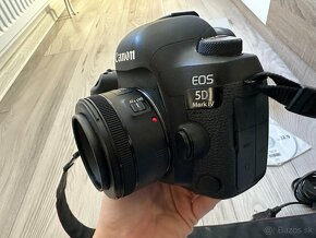 Canon 5D Mark IV - 6