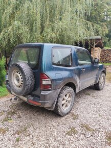 Mitsubishi pajero 3 - 6