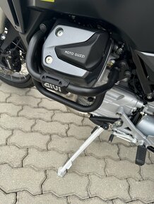 Moto Guzzi Stelvio 2024 - 6