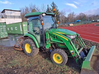 John Deere 3045R - 6