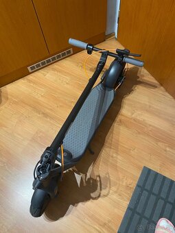 Ninebot kickscooter f30e elektrokolobezka - 6