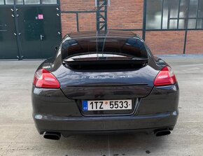 Porsche Panamera 3.0 - V6 ,8/2011 - 6