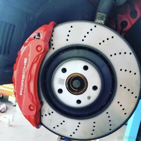 Brembo brzdice 6piestovy kit Golf Octavia Kodiaq Audi - 6