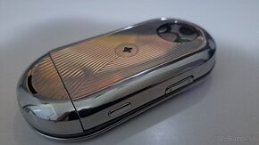 MOTOROLA AURA NOKIA 8910i - 6