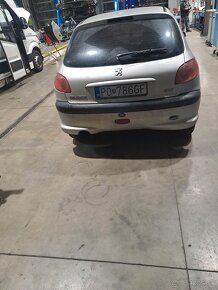 Peugeot 206 - 6