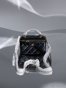 Kabelka Chanel Classic Black Lambskin Pearl Crush Vanity - 6