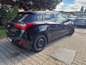 Hyundai i30 1.6i MPI DOHC Comfort 120k M6 (benzín) - 6