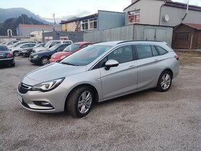 Opel Astra Sport Tourer ST 1.6 CDTI - 6