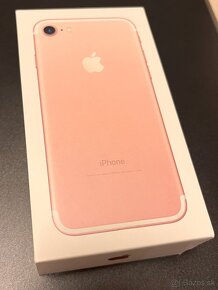 Predám iPhone 7 32GB Rose Gold - baterka 84% + kryty - 6