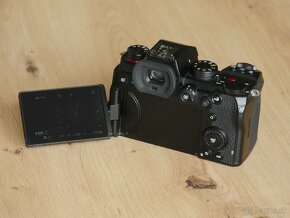 Panasonic Lumix S5 - 6