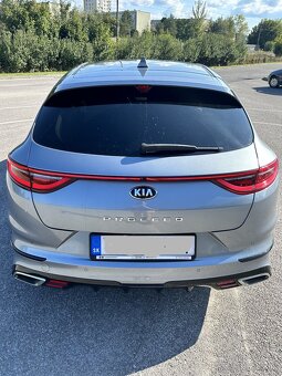 Kia ProCeed 1.6 T-GDi GT A/T - 6