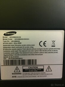 SAMSUNG UE32B6000 - 6