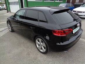 Audi A3 Sportback 2.0 TDI DPF 184k Ambiente quattro S tronic - 6