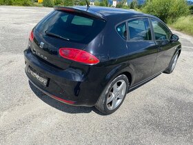 Seat leon 2 1P 2010 facelift 1.4tsi 92kw čierna metalíza - 6