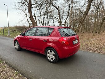 Predám Kia Ceed 1.4 benzín 77kw - 6