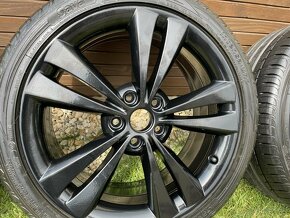 NEPTUNE Schwarz skoda Octavia RS 5x112  7,5x18 ET 51 VW Seat - 6