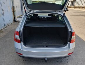 Škoda Octavia Combi 2.O TDI Style DSG - 6